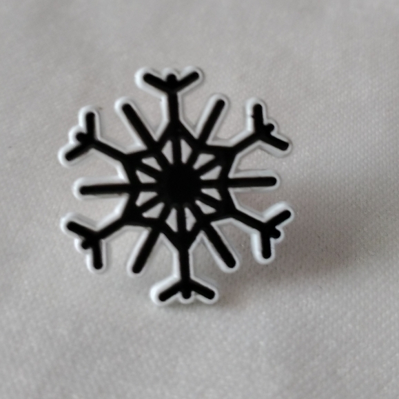 Holiday Pins - Picture 4 of 6